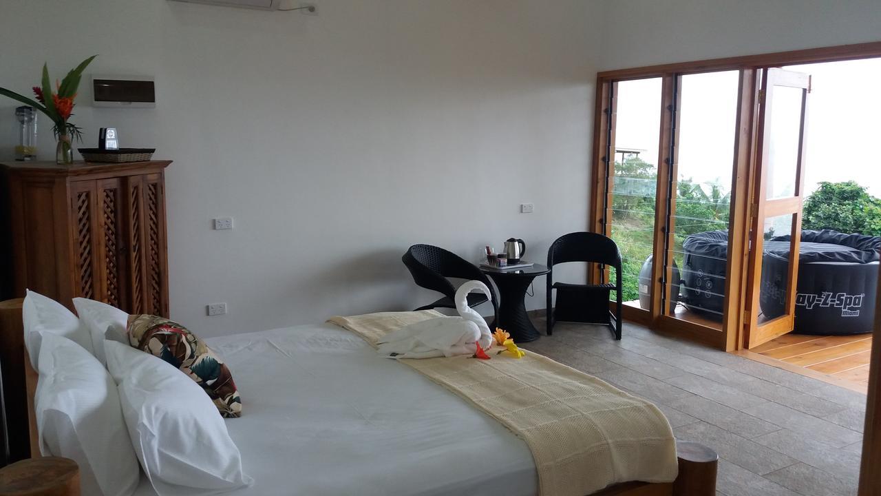 Korovesi Sunshine Villas Savusavu Exterior foto